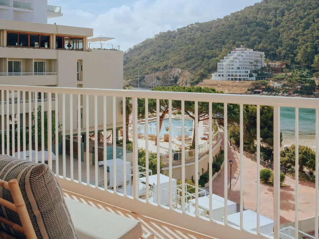 SUITE SEA VIEW Room, HYDE Hotel Ibiza, Ibiza