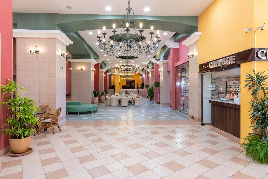 Lobby, Hrizantema, Bourgas