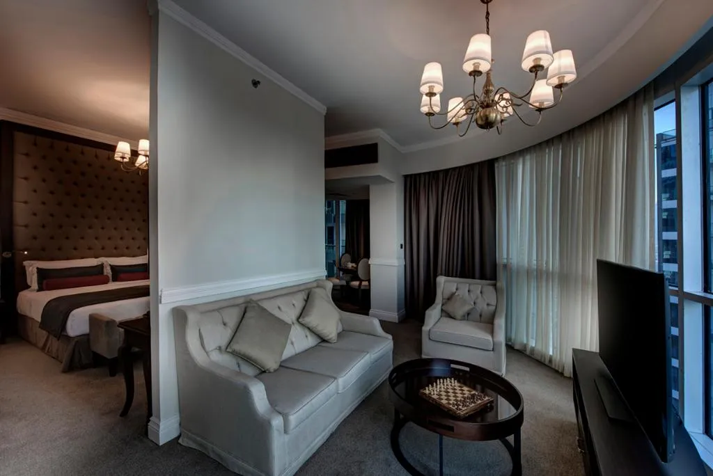 STUDIO SUPERIOR Room, Dukes The Palm Dubai Hotel, Dubai