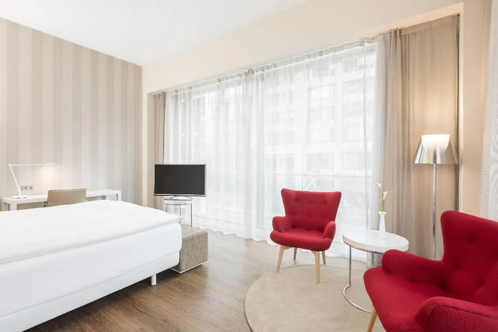 DOUBLE SUPERIOR Room, NH Collection Berlin Mitte Friedrichstrasse, Berlin