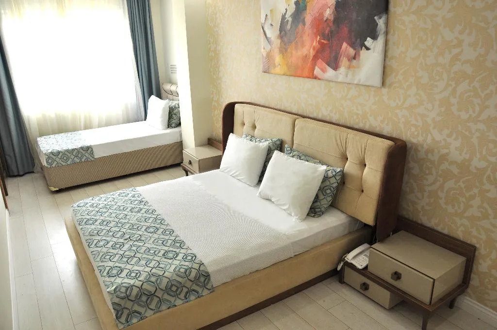Room, Happy Family Apart, Antalya
