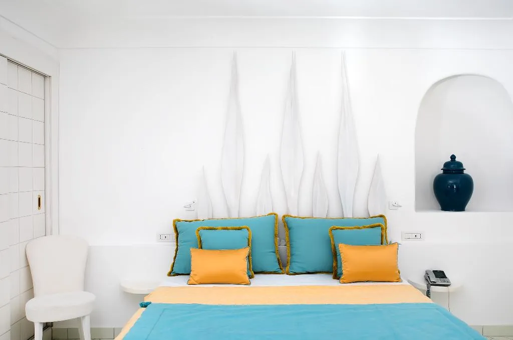 SUITE SEA VIEW WITH TERRACE Room, Le Agavi hotel, Naples