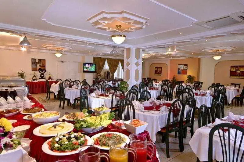 Restaurant, Landmark Hotel Baniyas, Dubai