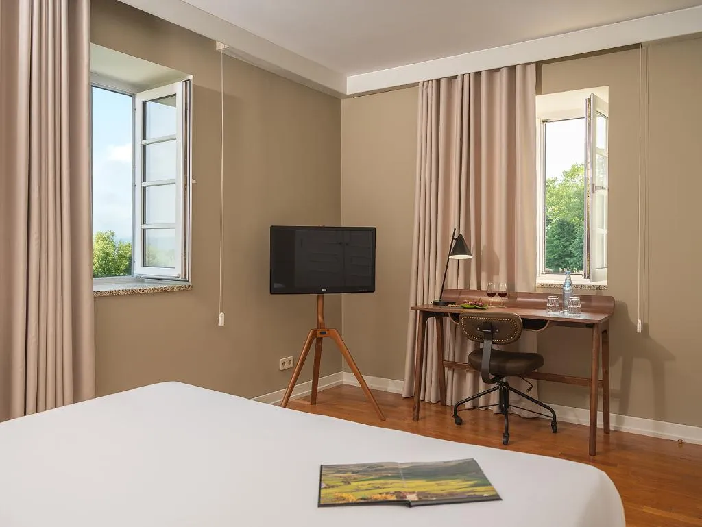 DOUBLE PRESTIGE Room, Forrester Essence Douro Hotel, Porto