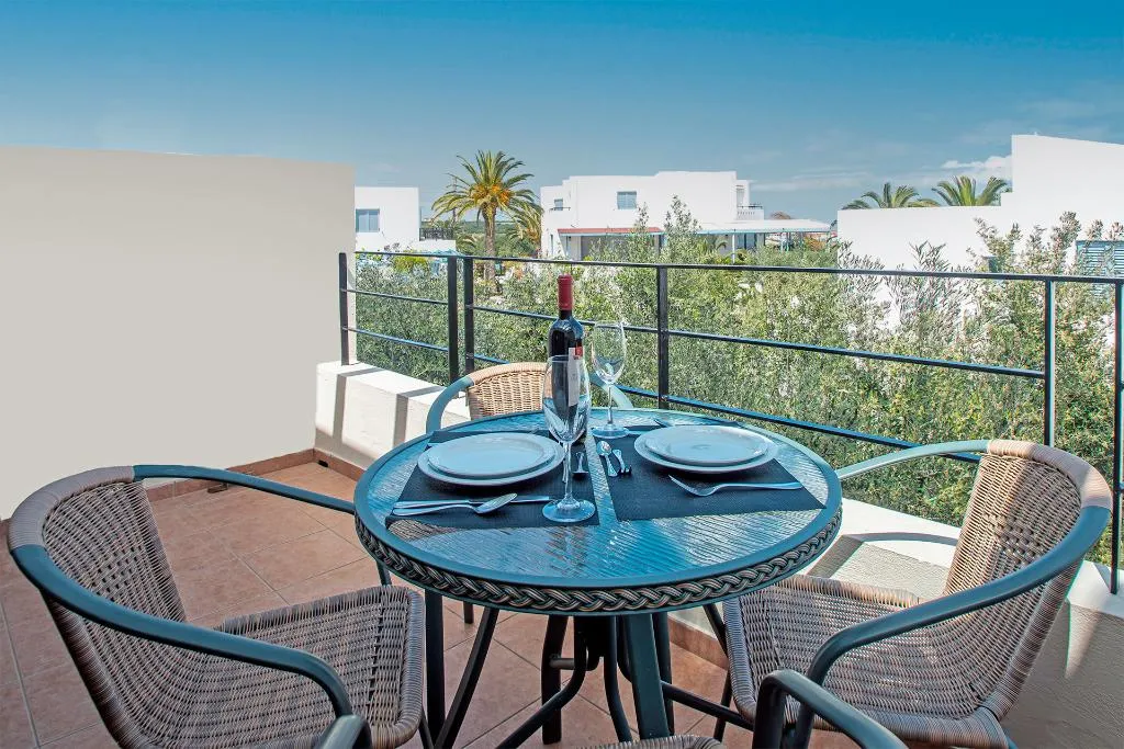 STUDIO WITH BALCONY Room, Palatia Village, Crete