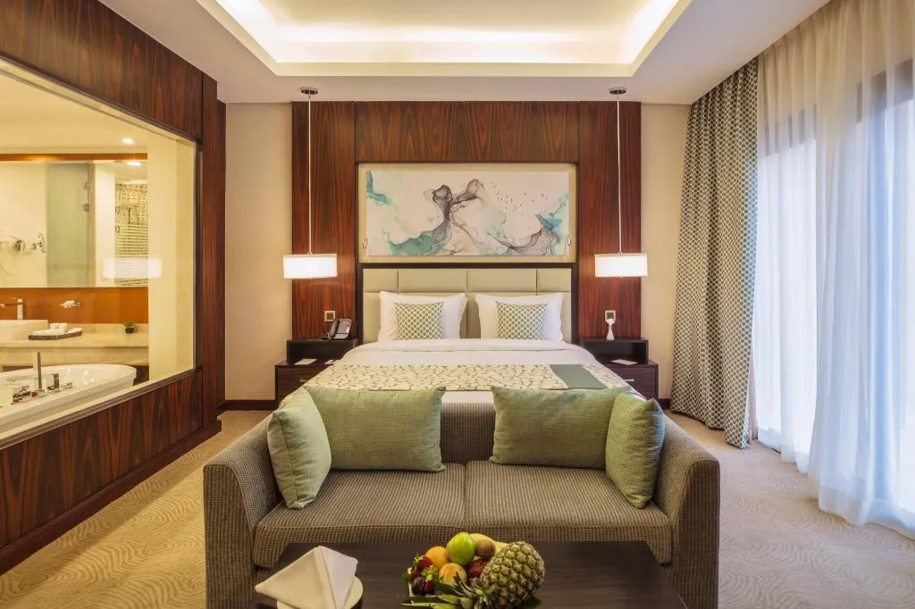 Room, Triumph Luxury Hotel, Cairo