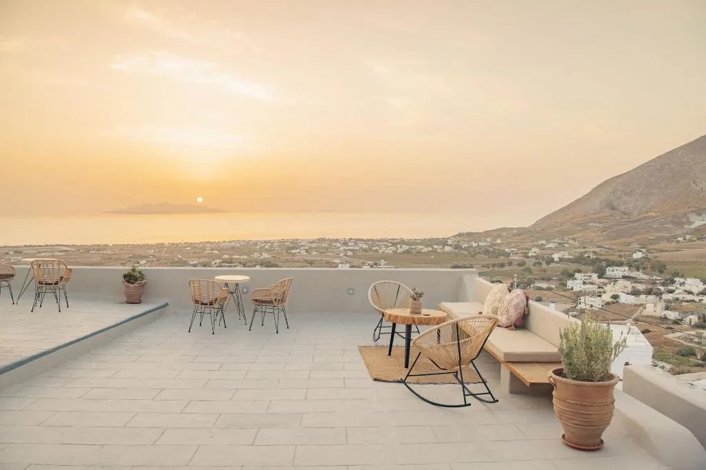 General view, Nano Suites, Santorini