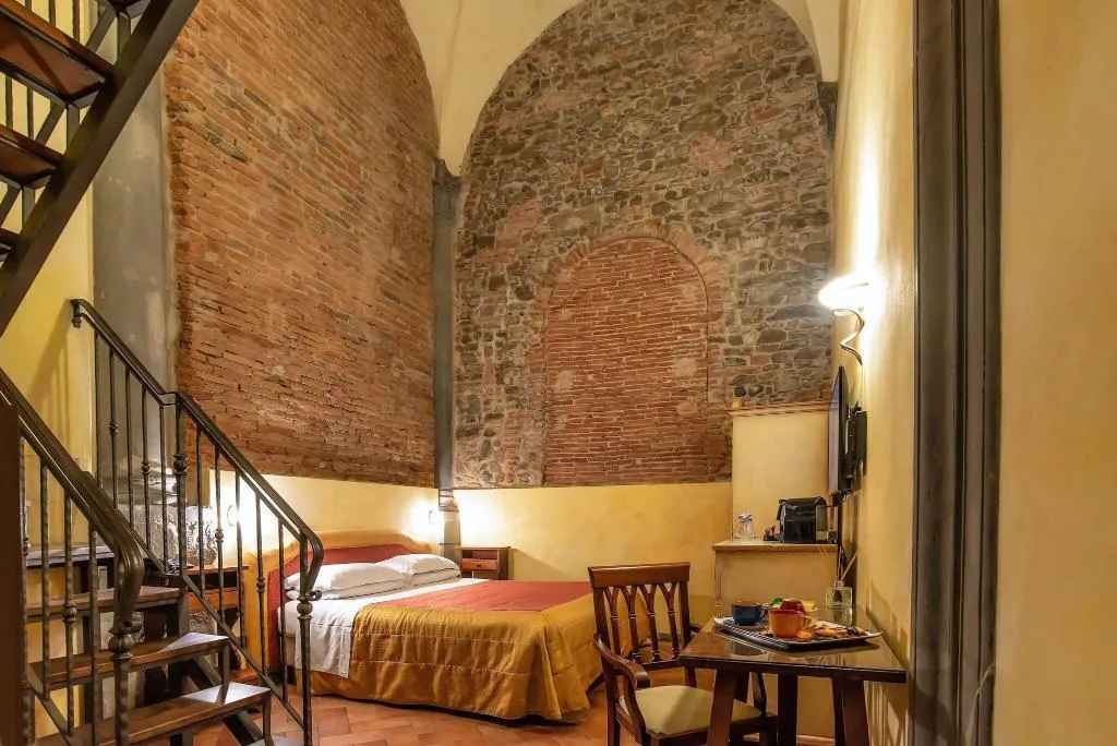 Room, Alba Palace, Florence