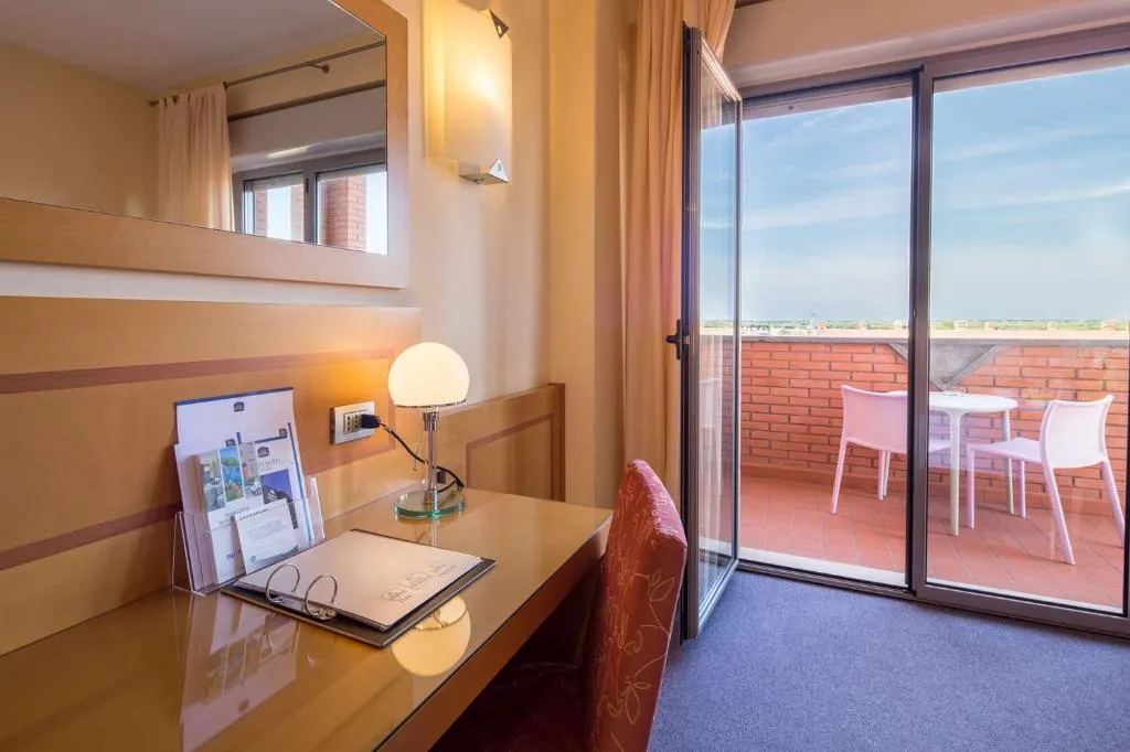 General view, Best Western Hotel I Triangoli, Rome