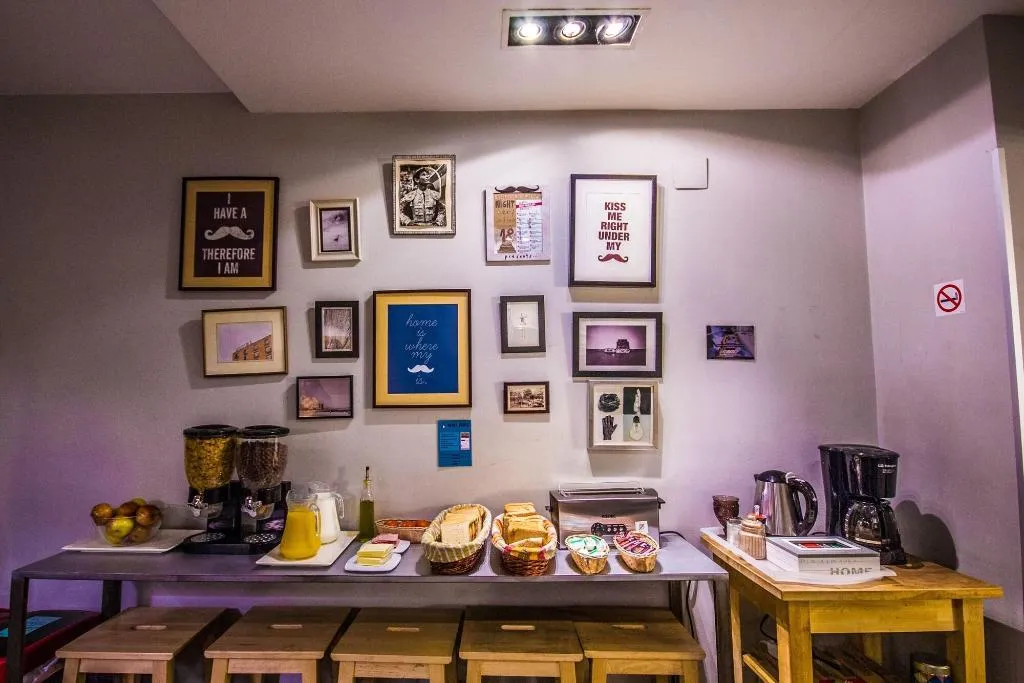 Restaurant, Don Moustache Hostel, Barcelona