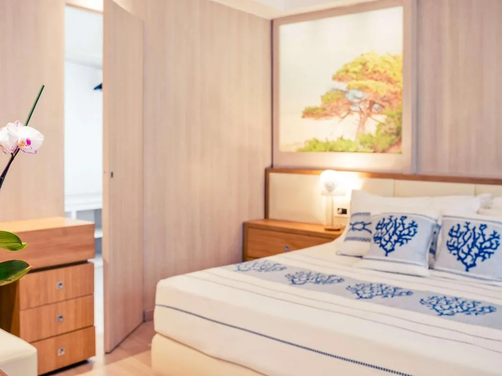 SUITE STANDARD Room, Mercure Olbia, Olbia