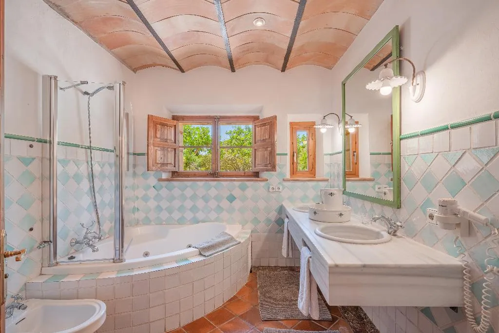 Double or Twin STANDARD Room, Finca s'Antigor, Majorca