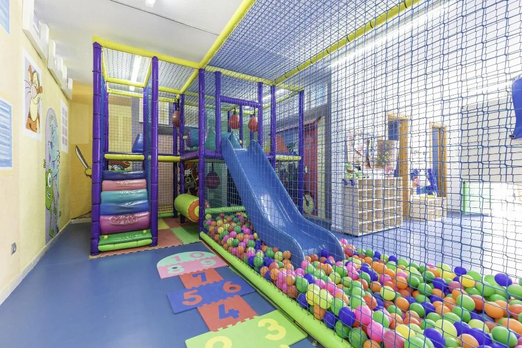 Sports and Entertainment, Blau Punta Reina Resort, Majorca