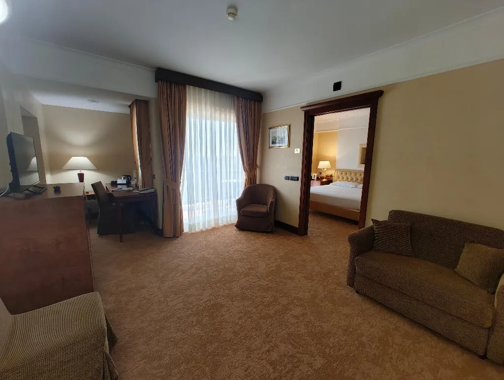 JUNIOR SUITE STANDARD Room, Pineta Palace, Rome