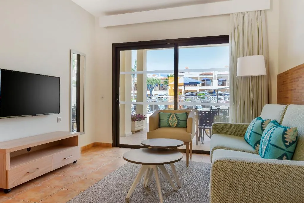 APARTMENT ONE BEDROOM Room, Hilton Vacation Royal Sunset Beach Club Tenerife, Tenerife