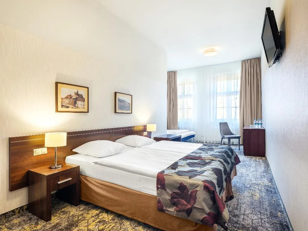 TRIPLE SUPERIOR Room, Rezydent, Krakow