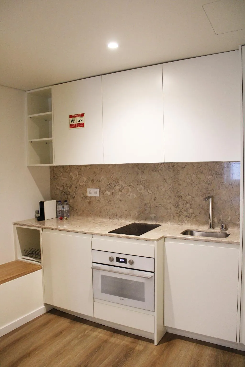 STUDIO KING SIZE BED Room, Rossio Garden Suites, Lisbon