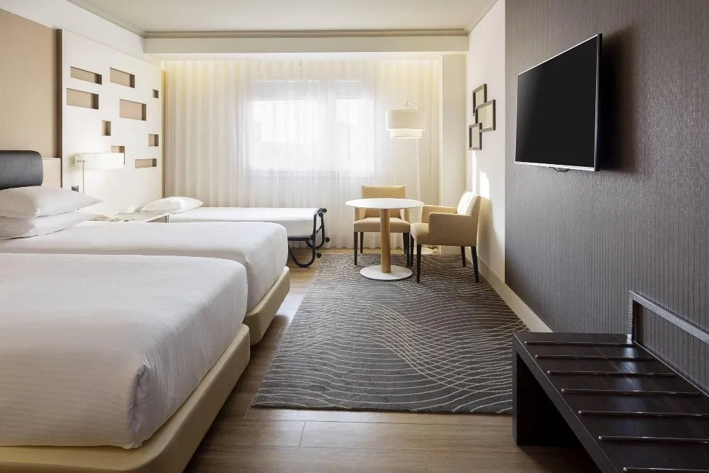 Room, Marriott Hotel Madrid Auditorium, Madrid
