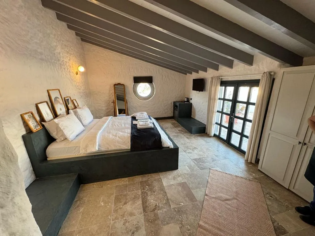Room, Molen Alaa Ati, Izmir