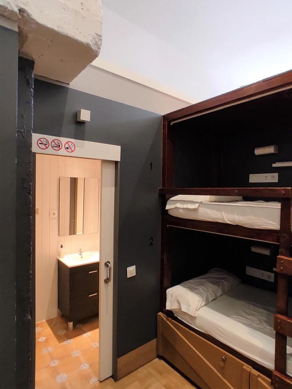 Room, Ant Hostel Barcelona, Barcelona