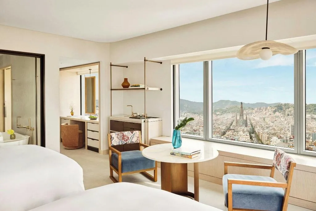QUADRUPLE CITY VIEW TWO DOUBLE BEDS Room, Hotel Arts, Barcelona