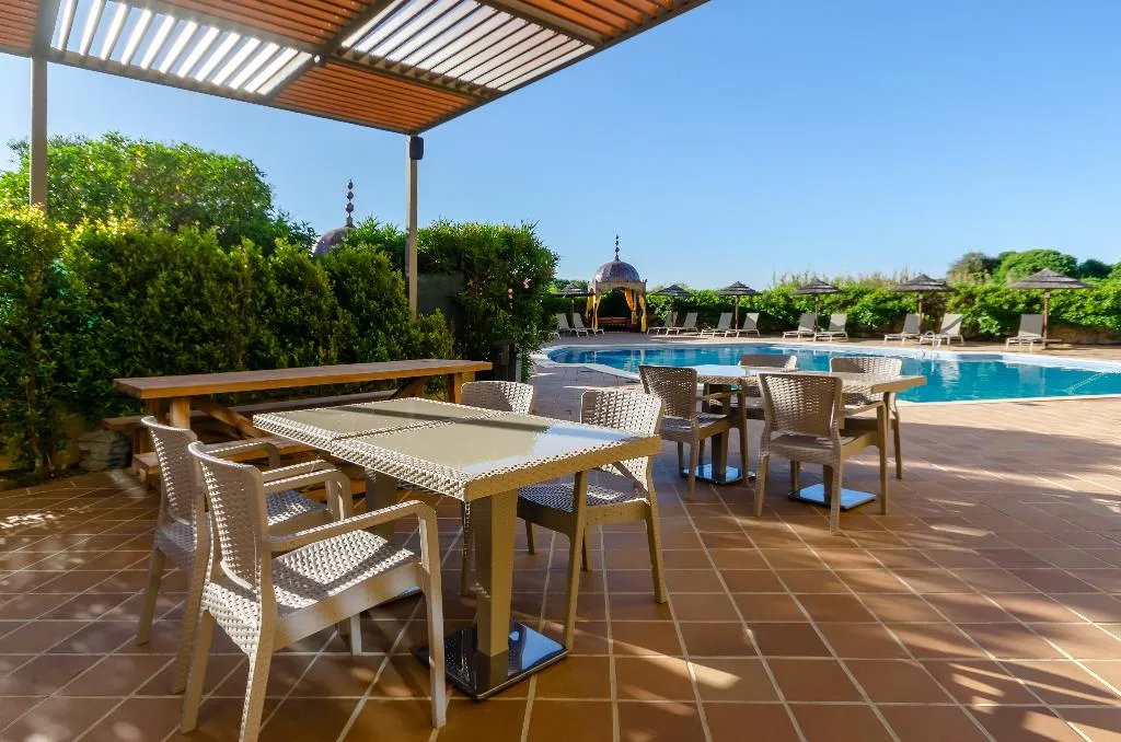 Pool, Turim Presidente, Algarve
