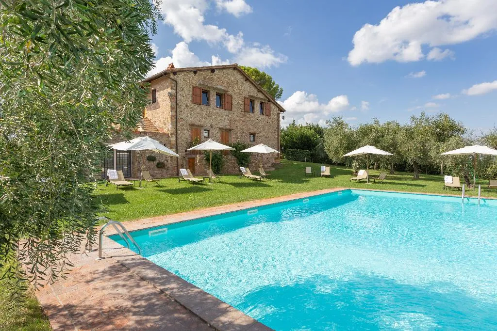 Pool, Fattoria Querceto, Florence