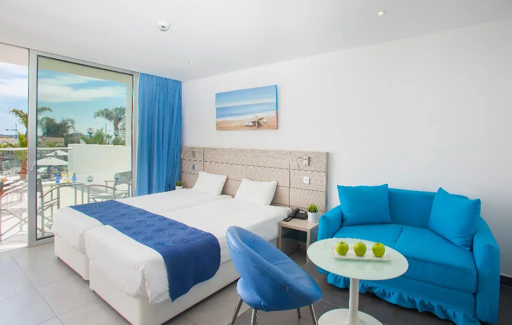 JUNIOR SUITE POOL VIEW Room, Limanaki Beach, Cyprus