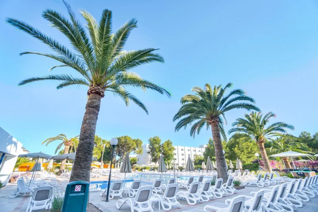 Terrace, Hotel Millor Sol, Majorca