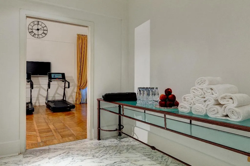 Sports and Entertainment, Grand Hotel Plaza, Rome