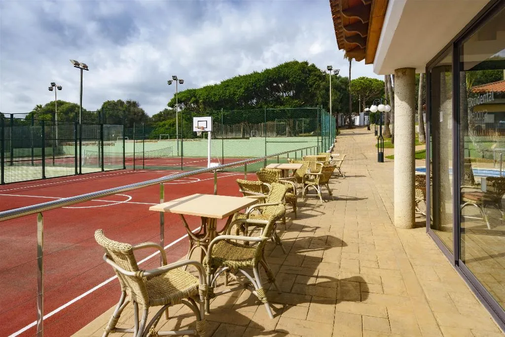 Sports and Entertainment, Seth Punta Prima, Menorca