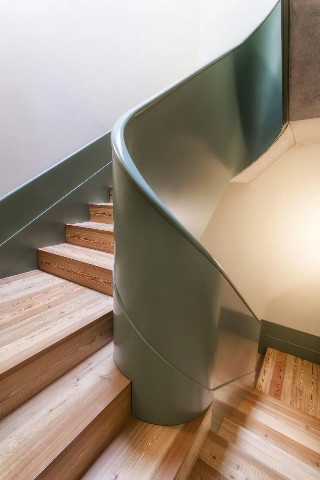 Lobby, One Shot Aliados Goldsmith, Porto
