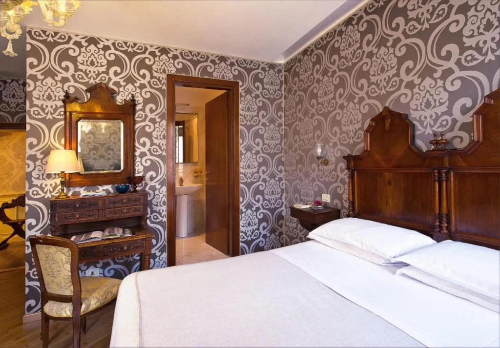 Double or Twin SUPERIOR Room, Casa Nicolò Priuli, Venice