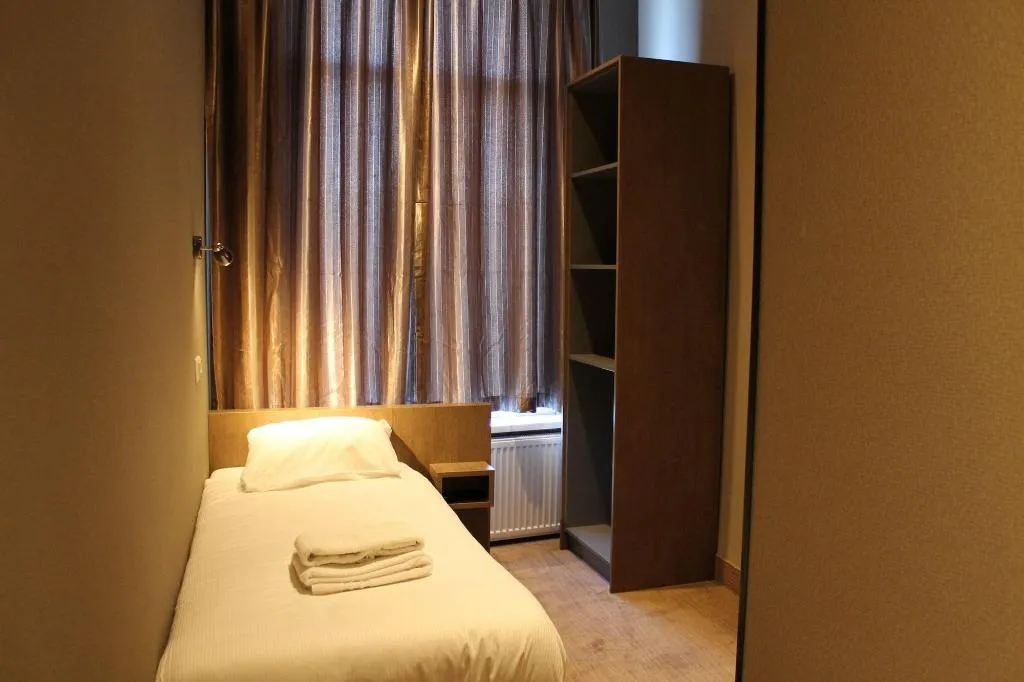 Room, Hotel Blossoms, Amsterdam