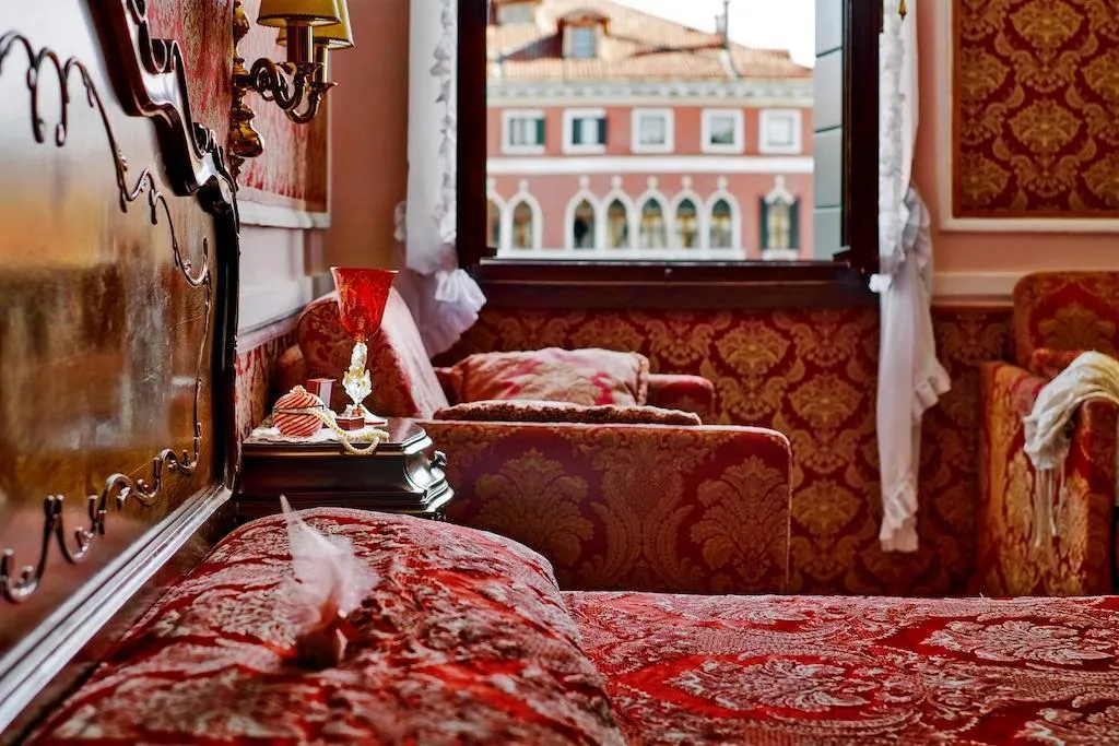 General view, Antica Locanda Sturion, Venice