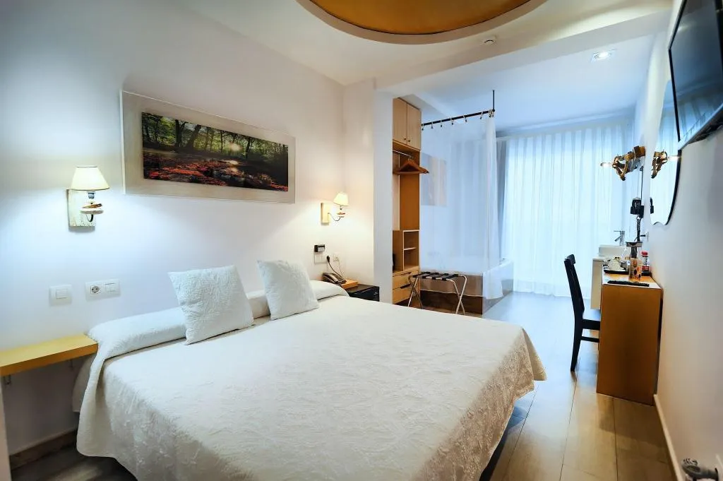 JUNIOR SUITE SEA VIEW Room, Gabbana Beach, Valencia