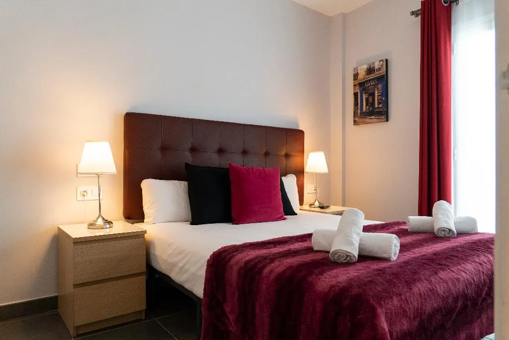 APARTMENT CAPACITY 4 ONE BEDROOM Room, Dailyflats Raval, Barcelona