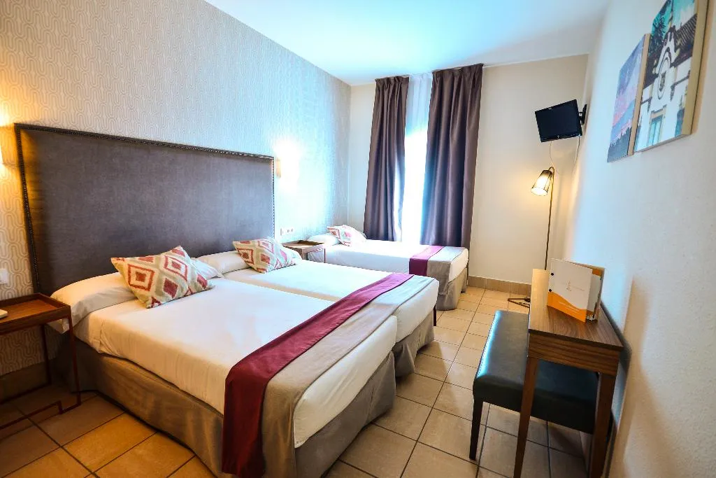 TRIPLE STANDARD Room, Legado Oromana, Andalucia