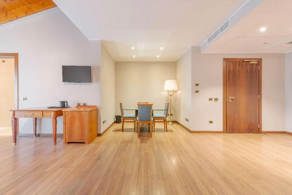 Room, Hotel Horizon Wellness & Spa Resort, BW Signature, Milan