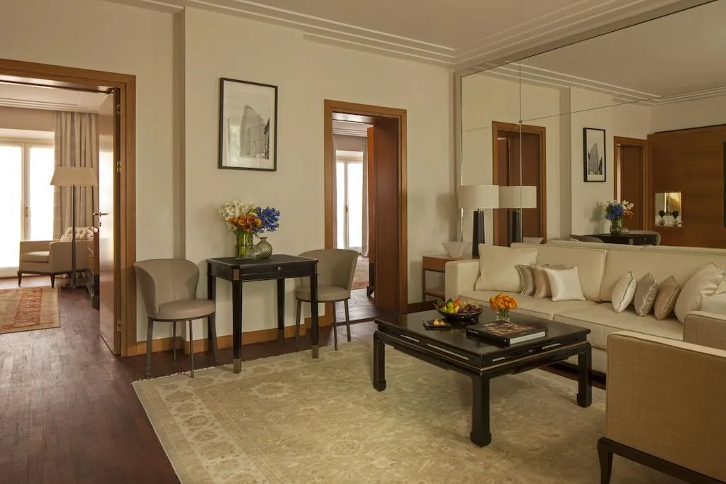 Room, Four Seasons Hotel Milano, Milan