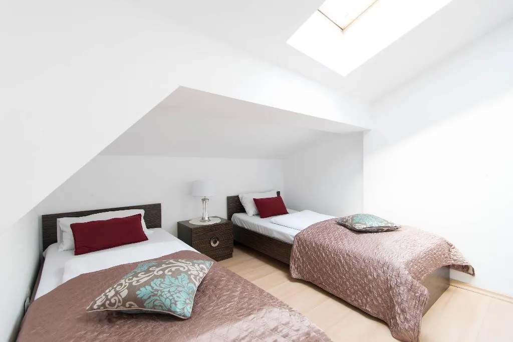 APARTMENT CAPACITY 3 ONE BEDROOM Room, Old Town Apartments Slawkowska, Krakow