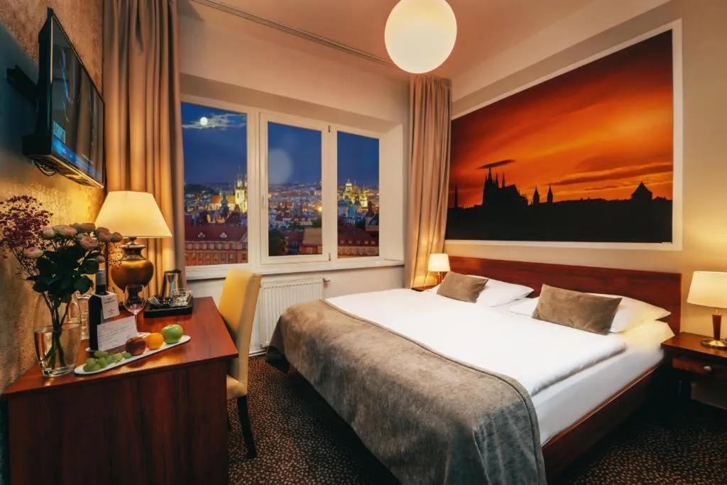 SINGLE STANDARD Room, Metropolitan Old Town - Czech Leading Hotels, Prague
