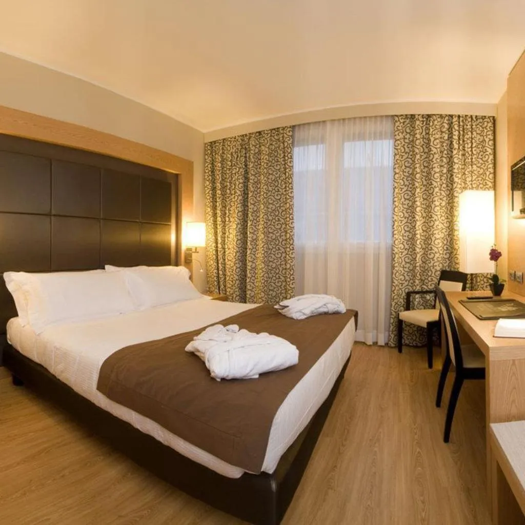 Room, Virginia Palace, Milan