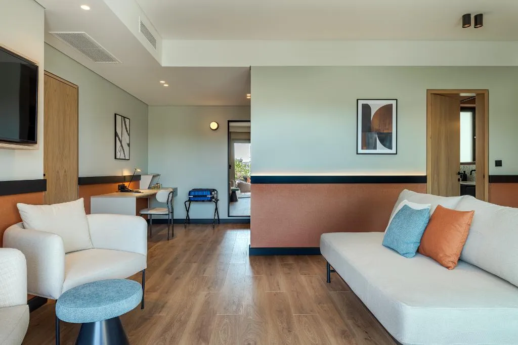SUITE WITH JACUZZI Room, Thirtynine Urban Stay, Halkidiki
