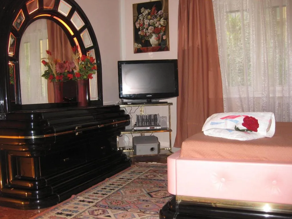 Room, B&B Beauty Moon, Rome