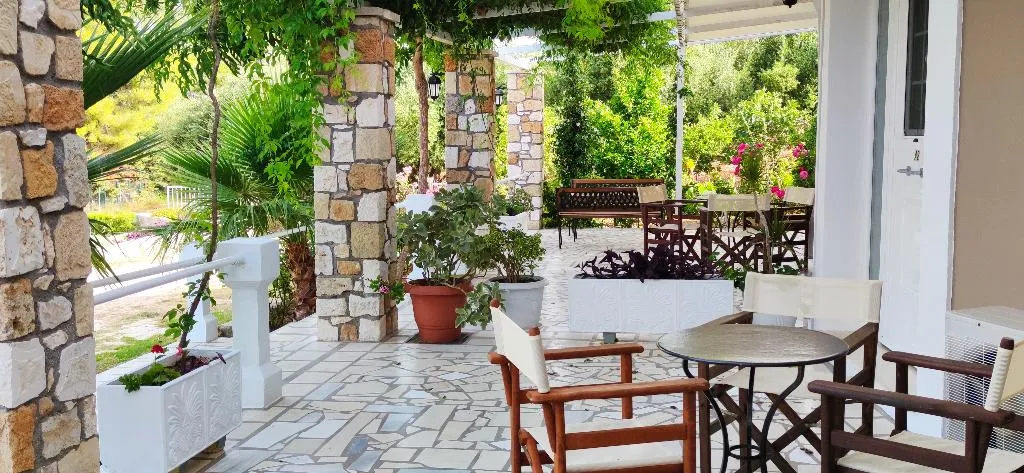 APARTMENT CAPACITY 4 Room, Oskars Studios & Apartments, Kefallinia