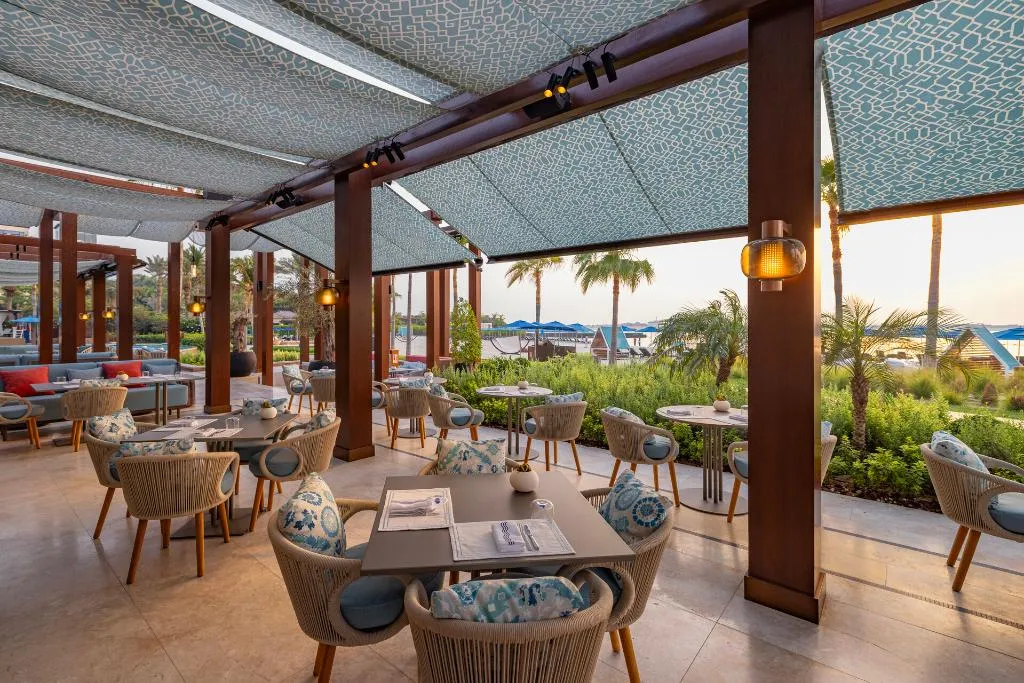 Restaurant, Four Seasons Resort Dubai at Jumeirah Beach, Dubai