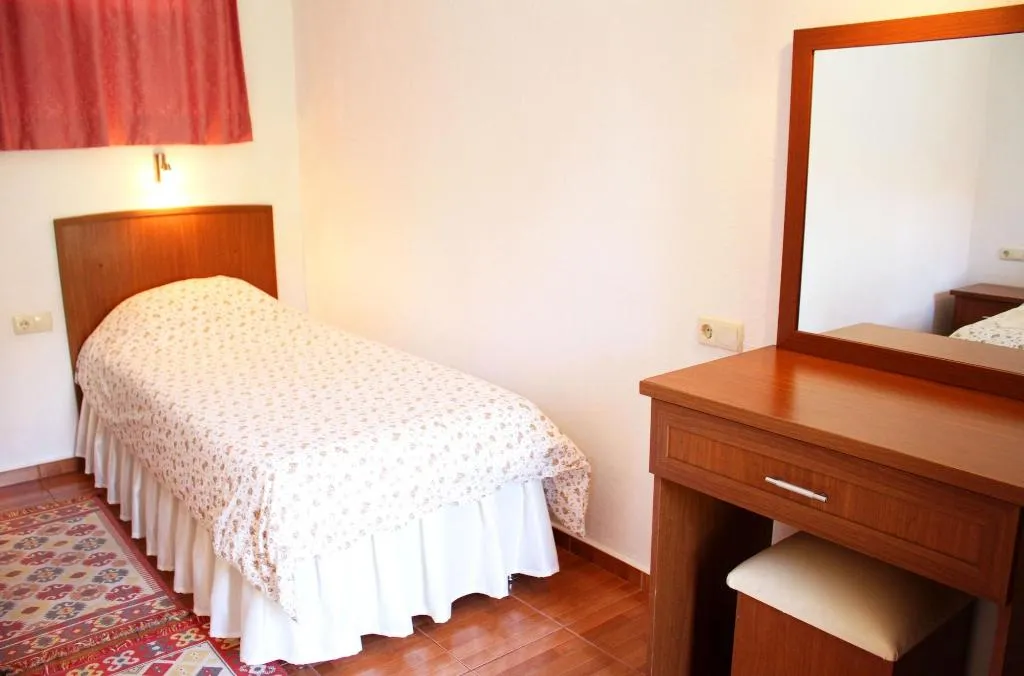 Room, Alican Pension, Antalya