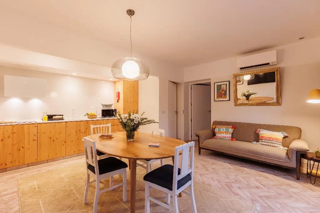 APARTMENT WITH PRIVATE POOL Room, Laranjal Farm House, Algarve