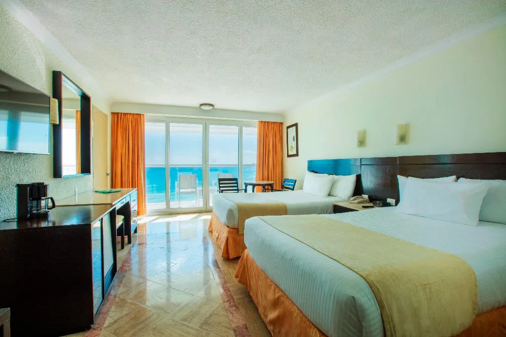 DOUBLE LUXURY OCEAN VIEW Room, Krystal Cancun, Cancun Area